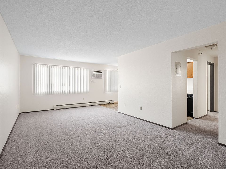2 Bedroom - 2 Bed / 1 Bath - 860 Sq.Ft.