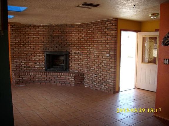 4th image of 18 Kennedy Dr
