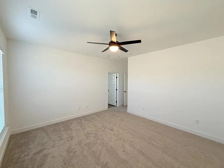 24057 Quints Dr — Photo 17