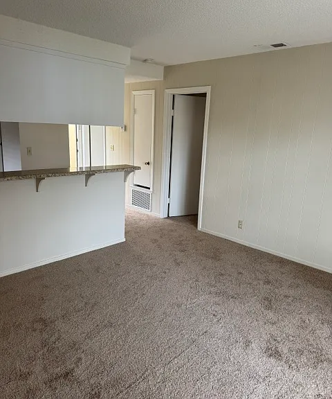 301 Van Buren St #19 — Photo 3