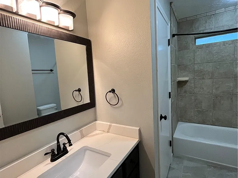 4005 Windswept Dr — Photo 13