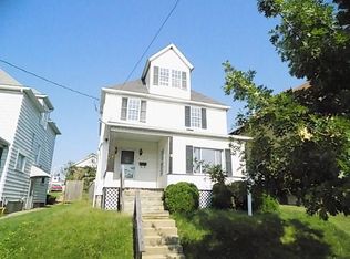504 Franklin Ave, Vandergrift, PA 15690