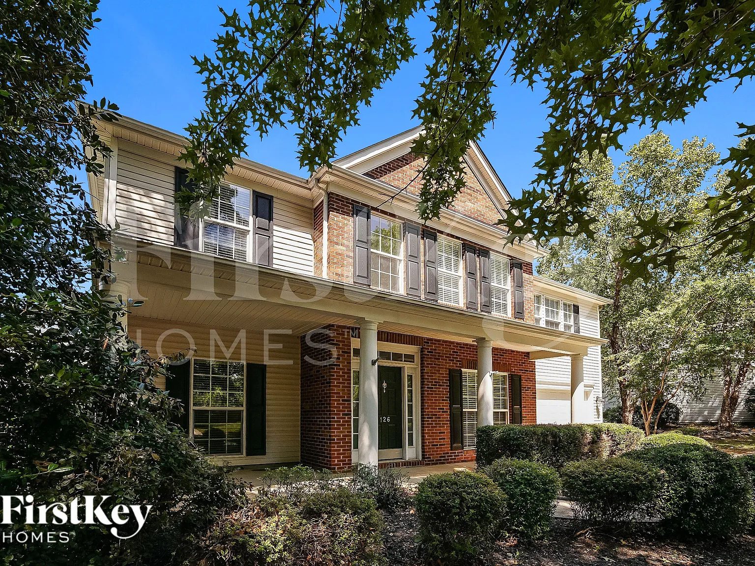 4 bed, 2.5 bath, 2564 sqft, $2,460 — Photo 2