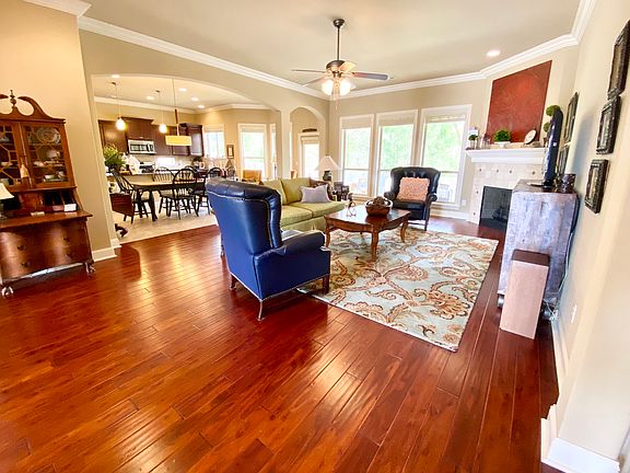 4th image of 3238 N Doyne Hamm Dr #3322