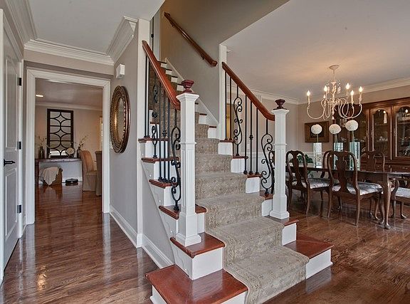 4th image of 1161 Furlong Dr