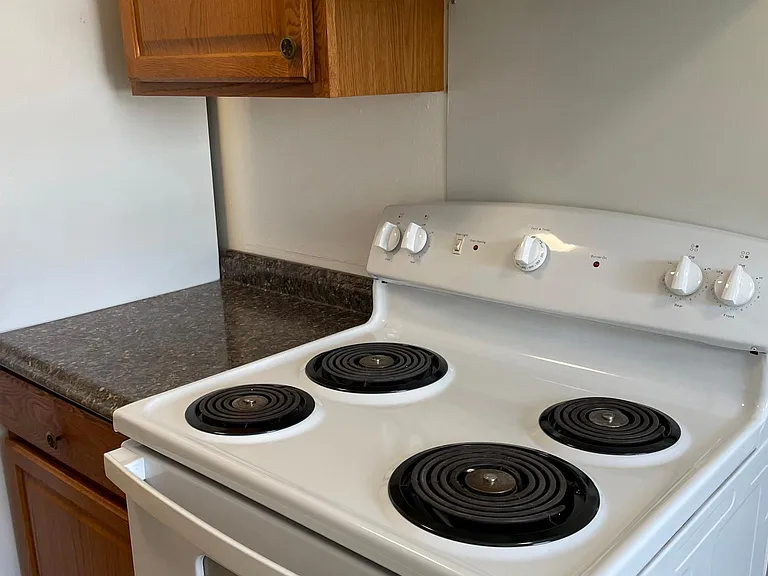 48 Amsterdam Ave #B8 — Photo 3