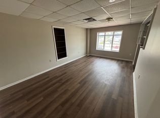 991 Market St #F, Charlestown, IN 47111