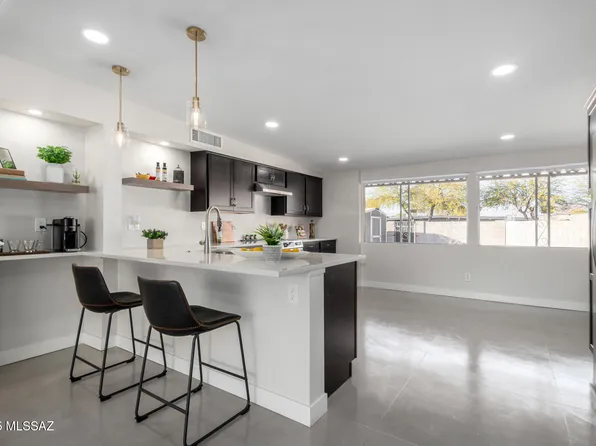 6935 E Stella Rd, Tucson, AZ 85730