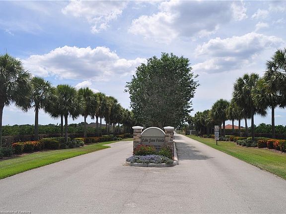2nd image of 517 Sunset Pointe Dr