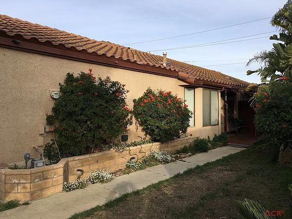 2nd image of 2132 N Garden Dr