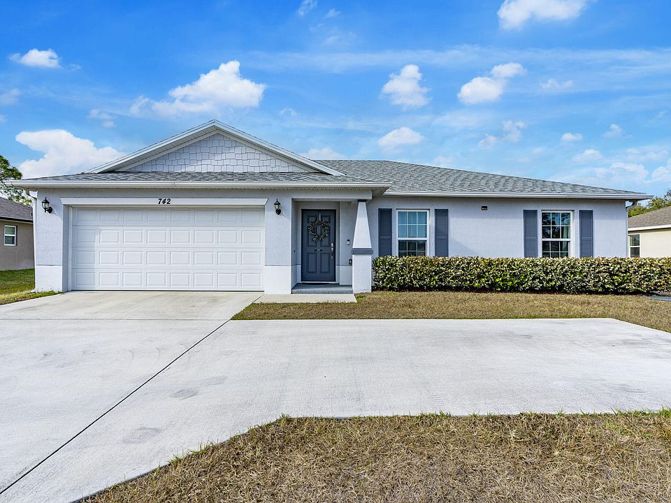1st image of 742 NW Bayshore Boulevard