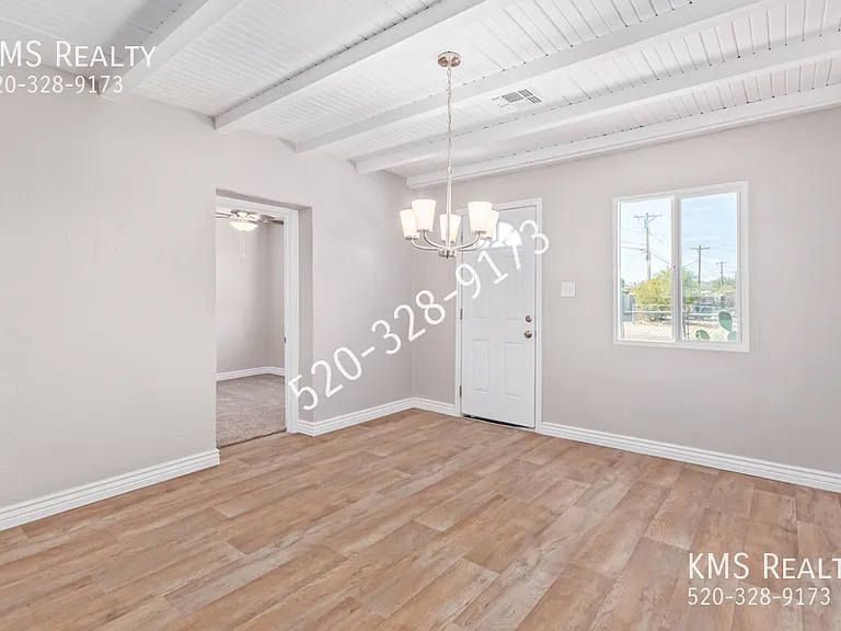 4213 S Lundy Ave — Photo 7