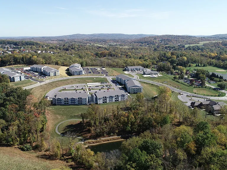 Oakwood Hills Apartments