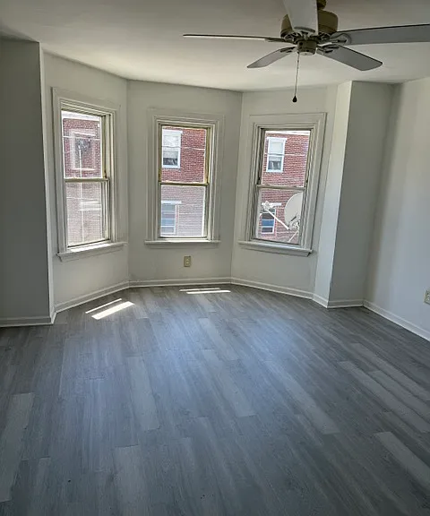21 W 29th St — Photo 2