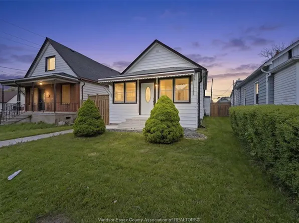 414 Parent Ave, Windsor, ON N9A 2C1