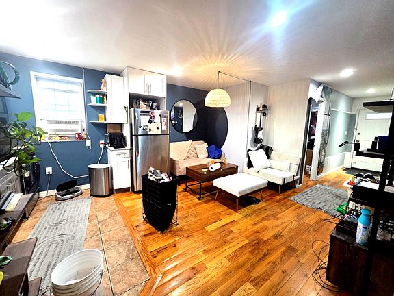 2nd image of 343 Palmetto St #1