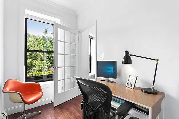 Sold by Corcoran | media 21