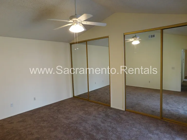 7313 Bruno Way — Photo 10