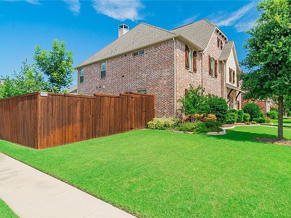 2nd image of 1027 Saint Mark Dr