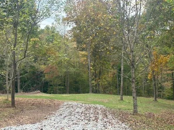 3375 Greenbriar Rd, Breeding, KY 42715