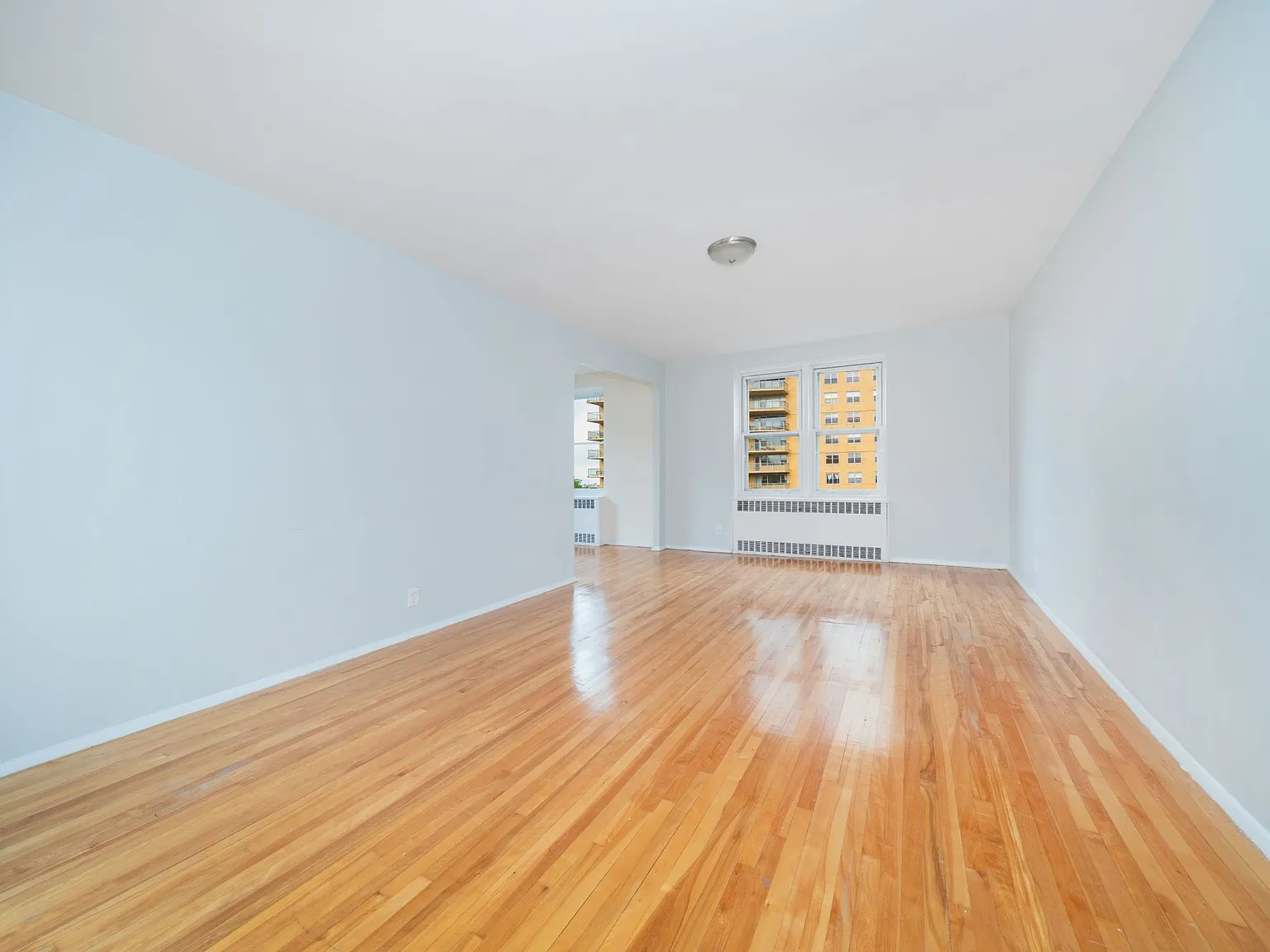 500 Kappock Street — Photo 2