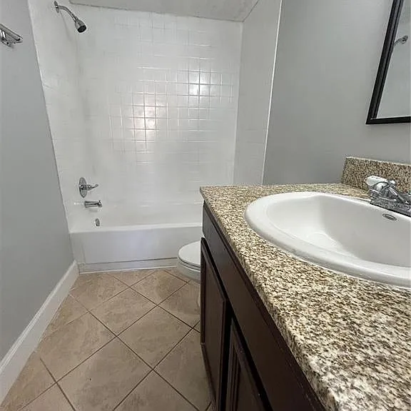 946 Lake Destiny Rd #D — Photo 10