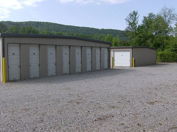 3rd image of 3369 N Highway 7