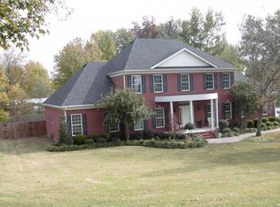 838 Dianne Ct E, Dyersburg, TN 38024