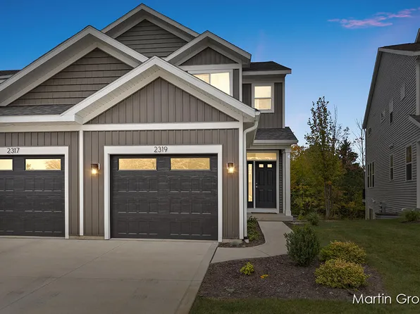 2235 NE Watertown Way, Grand Rapids, MI 49505