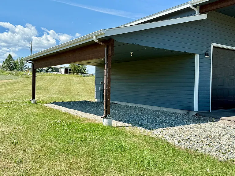 1456 Two Mile Dr — Photo 3