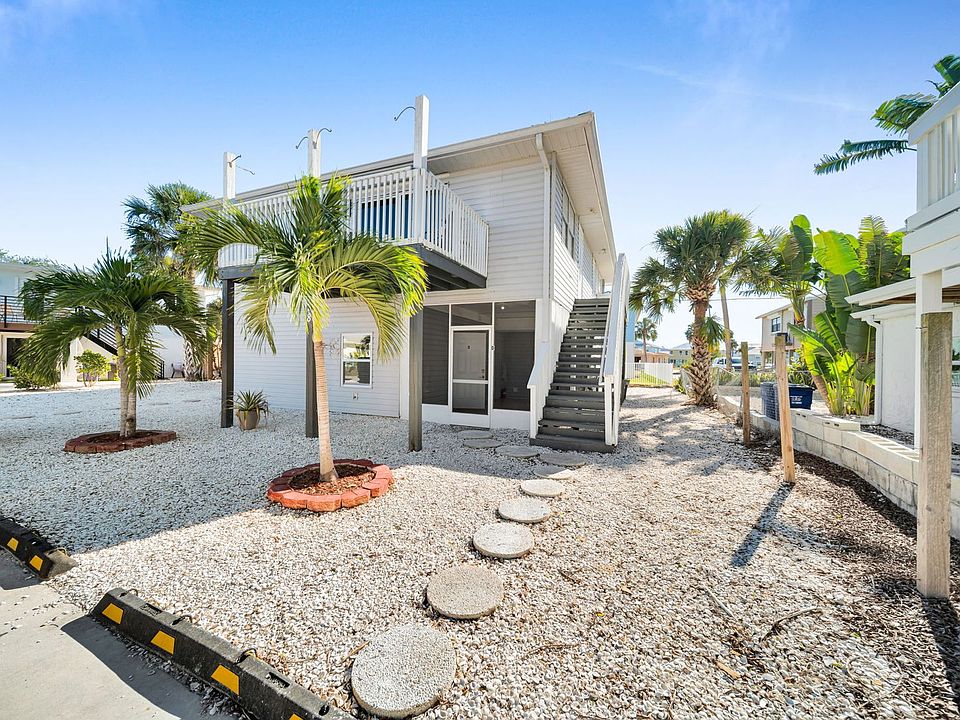 1st image of 128 Eucalyptus Ct #D