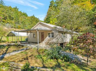 4155 Green Corner Rd, Hartford, TN 37753