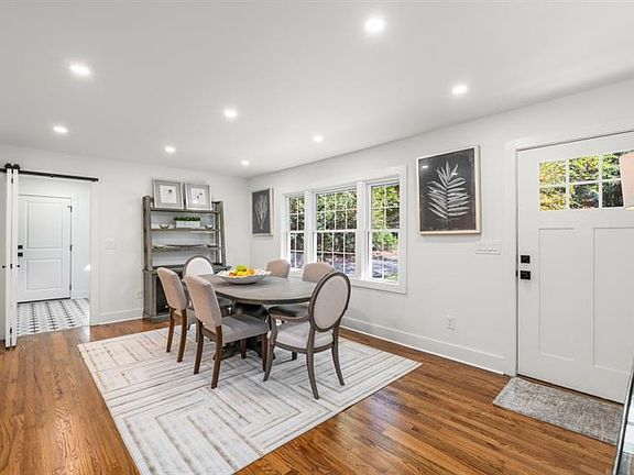 4th image of 3324 Pretty Branch Dr SE