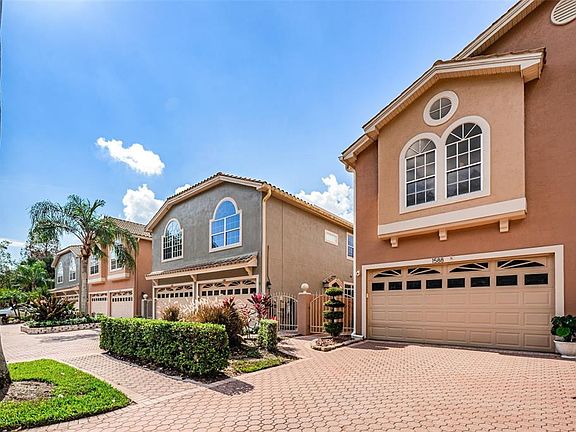 3rd image of 1588 Lago Vista Blvd