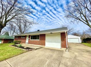 4675 Knobhill Dr, Dayton, OH 45424