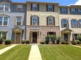 4068 Zilker Park Dr, Charlotte, NC 28217