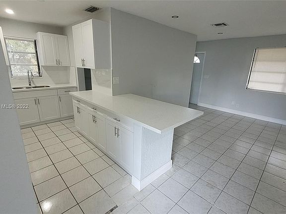 3rd image of 1307 NW 18th Ct #0
