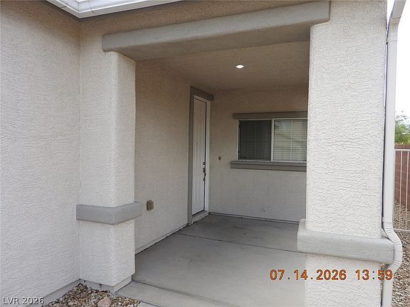 2nd image of 4204 Great Egret Ln