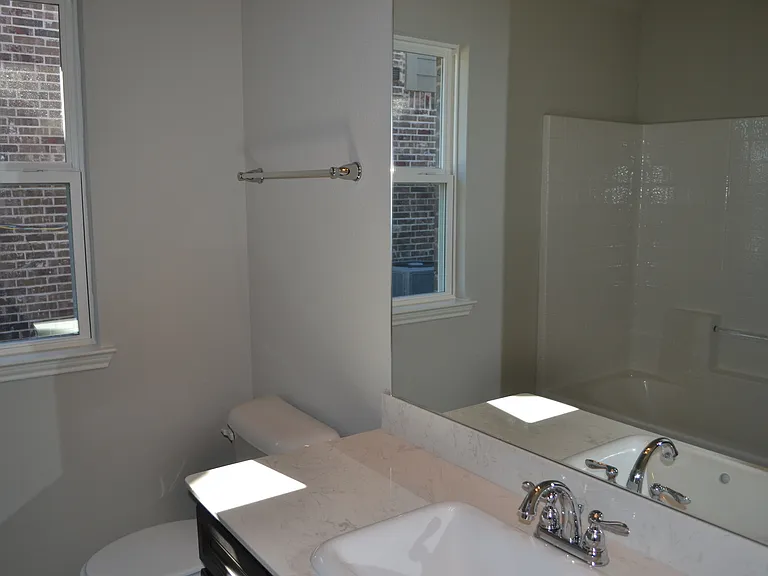 5090 Royal Springs Dr — Photo 16