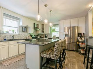 16 Billingsley Trl, Goldens Bridge, NY 10526