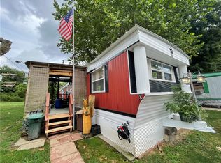 8 Lane St, Bentleyville, PA 15314