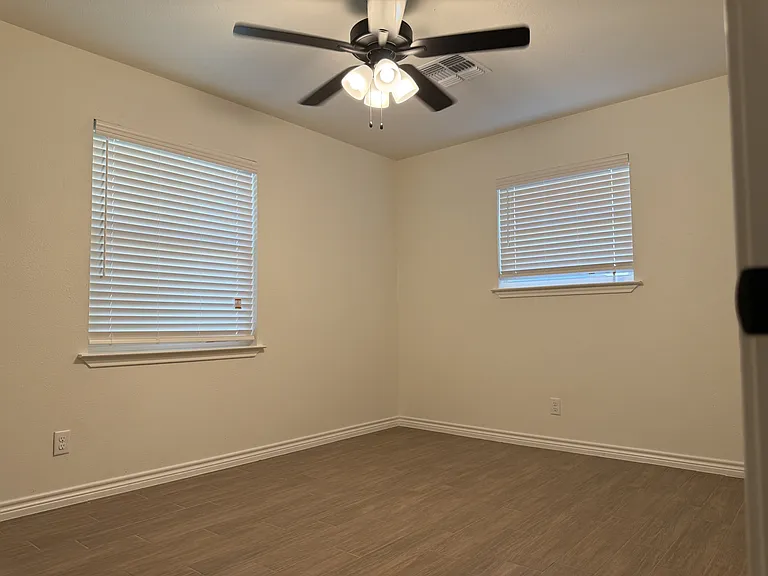 2303 Debra Cir — Photo 8