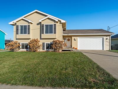 217 NE Allison Ave, Elkhart, IA, 50073