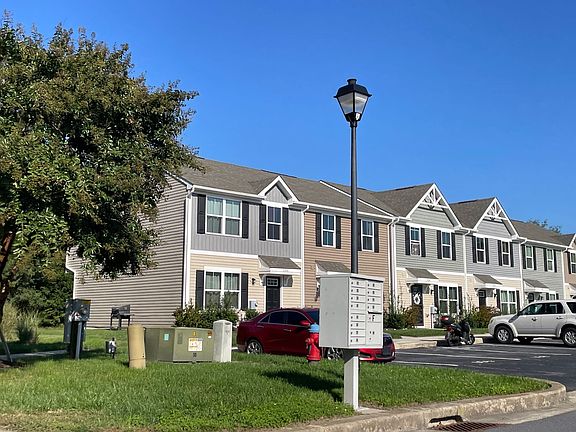 3rd image of 29100 Saint Thomas Blvd
