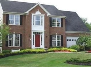 6241 Sparrowhawk Way, Bedford, OH 44146