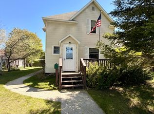 315 W John St, Newberry, MI 49868