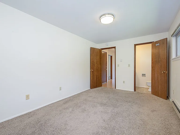 1408 Queen Anne Ave N — Photo 21