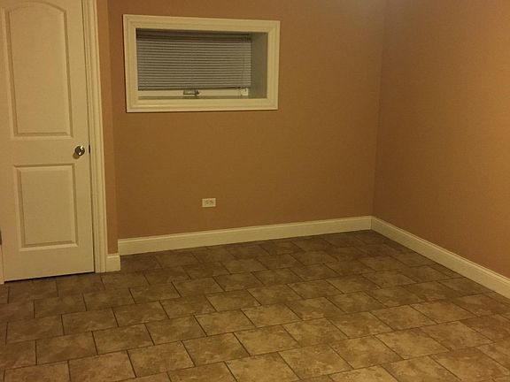 3rd image of 5138 N Albany Ave #G