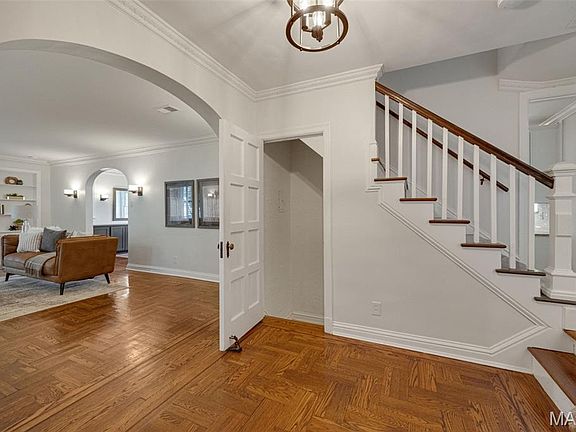 5th image of 7029 Cornell Ave