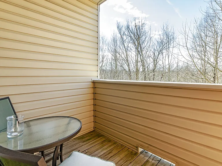 Aquia Terrace — Photo 23